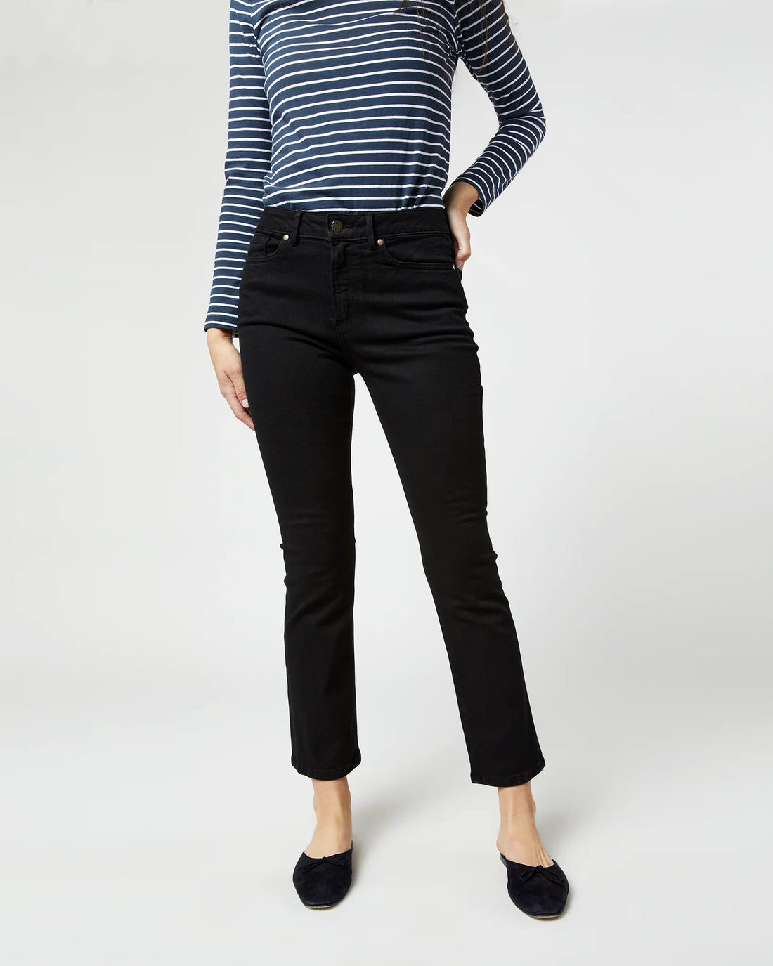 Flare Cropped 5-Pocket Jean / Black