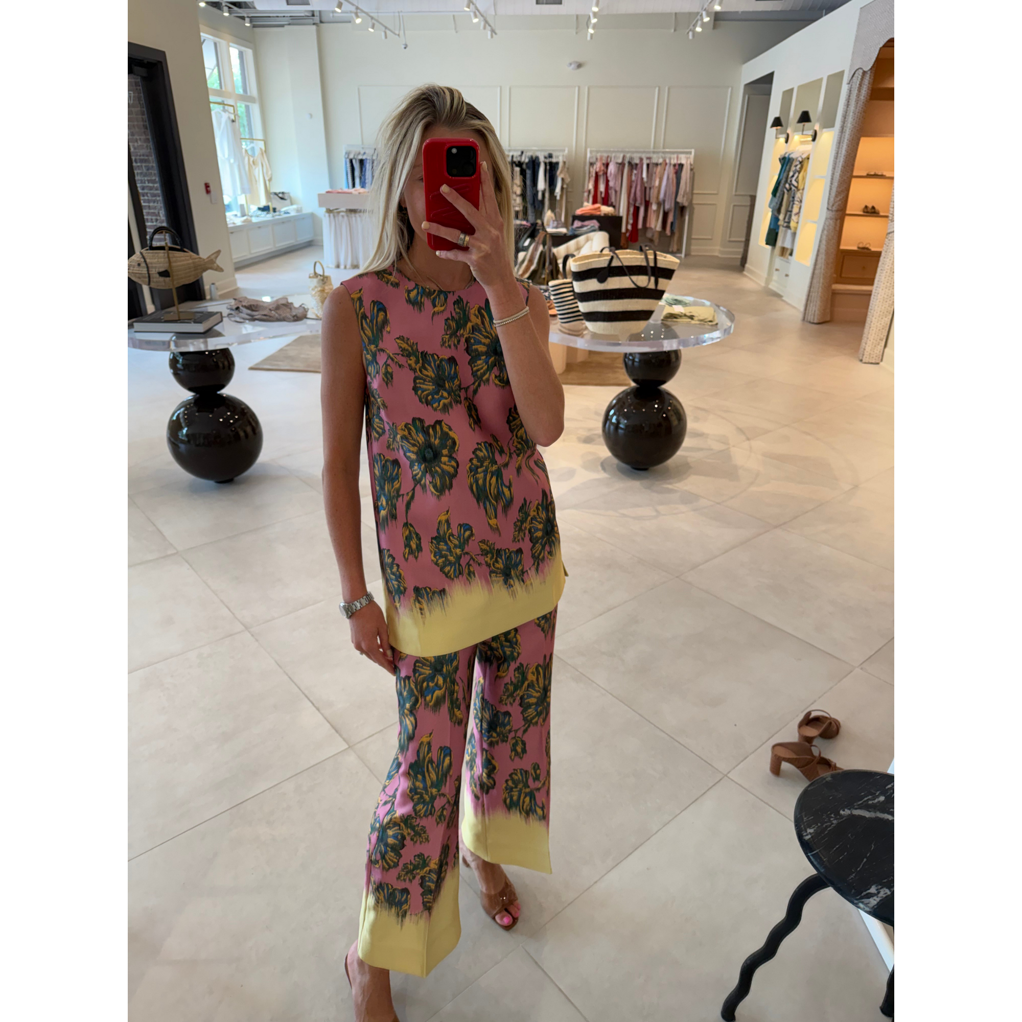 Faye Pant