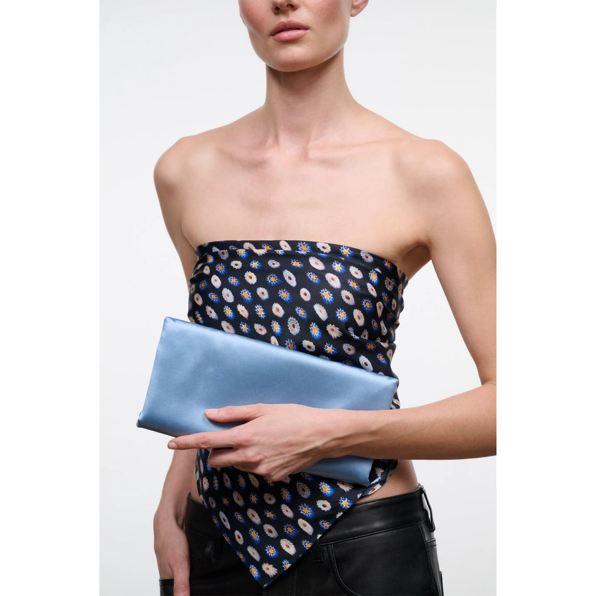 Muse Clutch