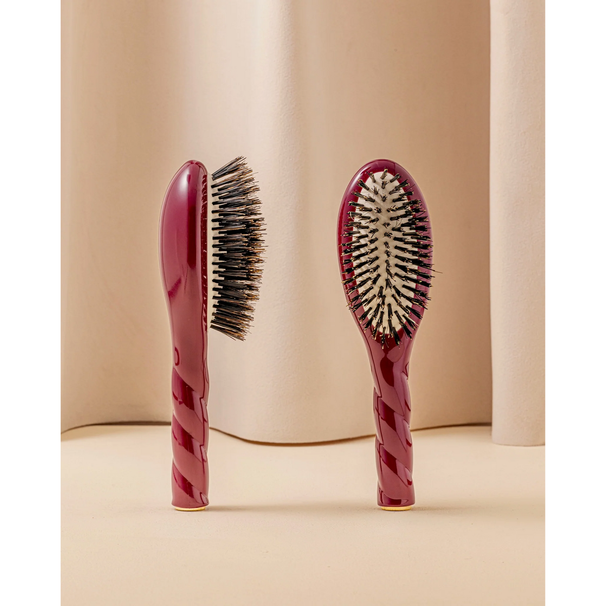 No 1. Small Universal Brush