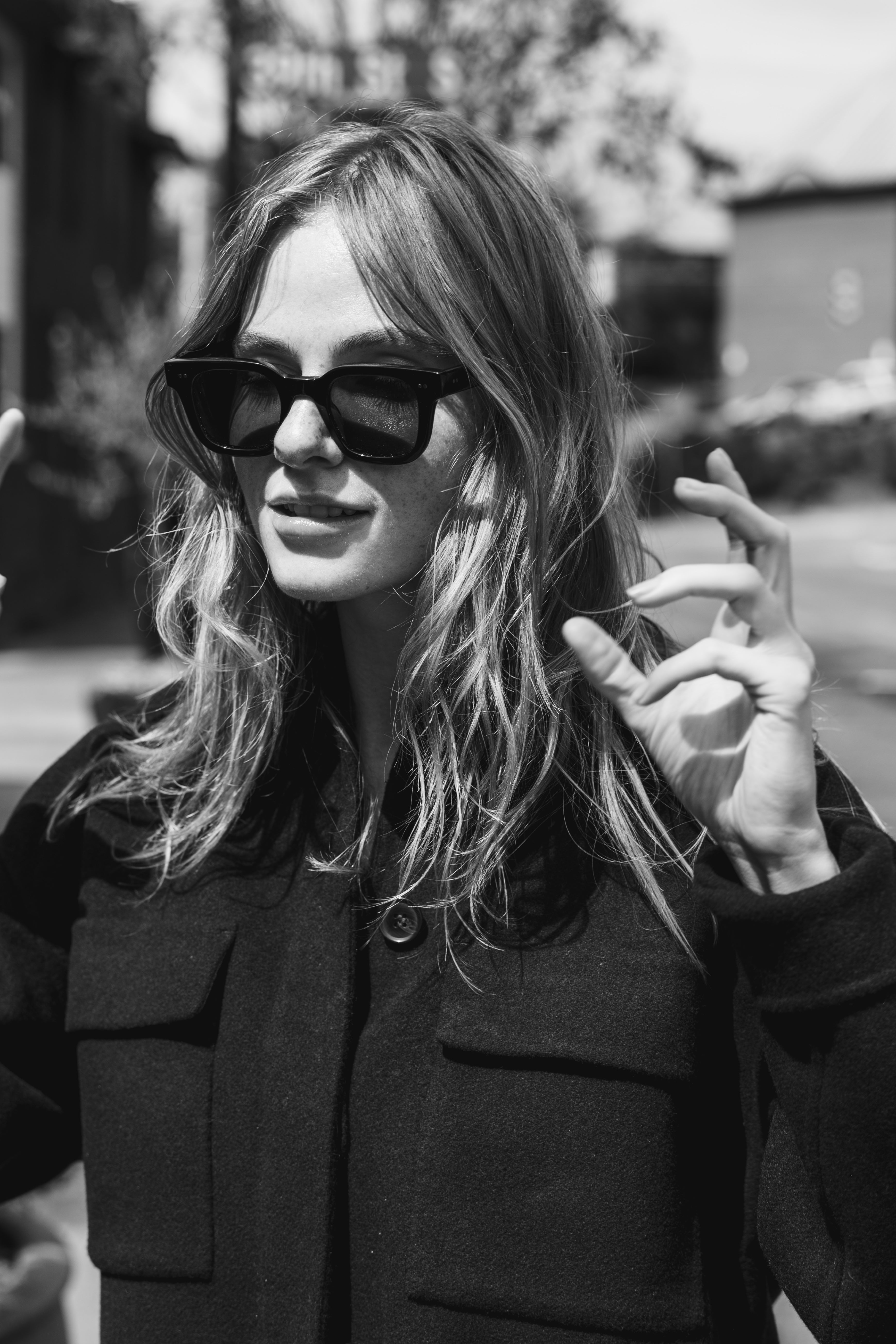 04 Black – Le Weekend Studio